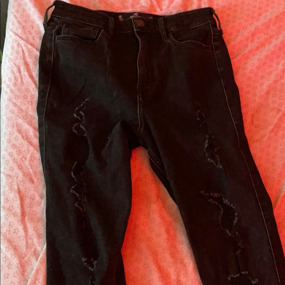 Hollister regular size 5 ripped jeans